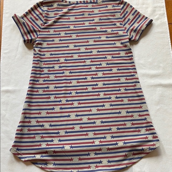 LULAROE CLASSIC T-Shirt Tee Size XS Red Blue Gray STARS & STRIPES Patriotic - Picture 12 of 13
